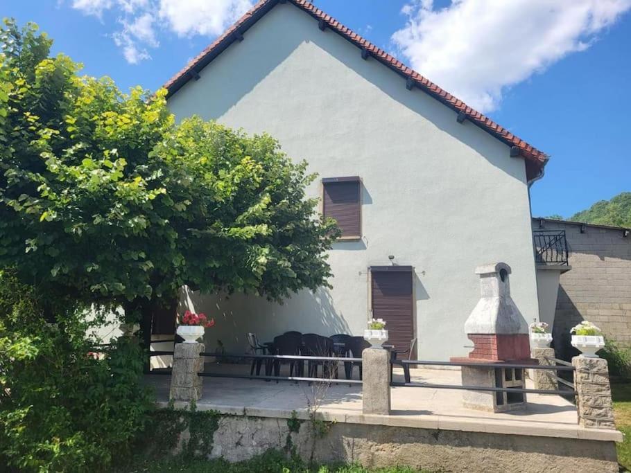 Gite A La Bonne Fermiere Nevy-Sur-Seille Esterno foto